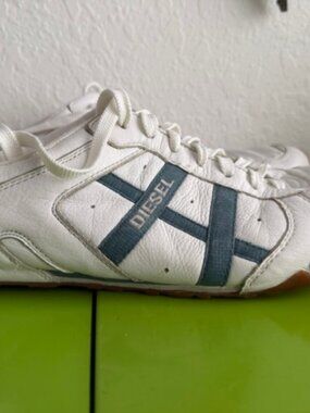 Diesel Men's White and Blue Sneakers Size 10.5